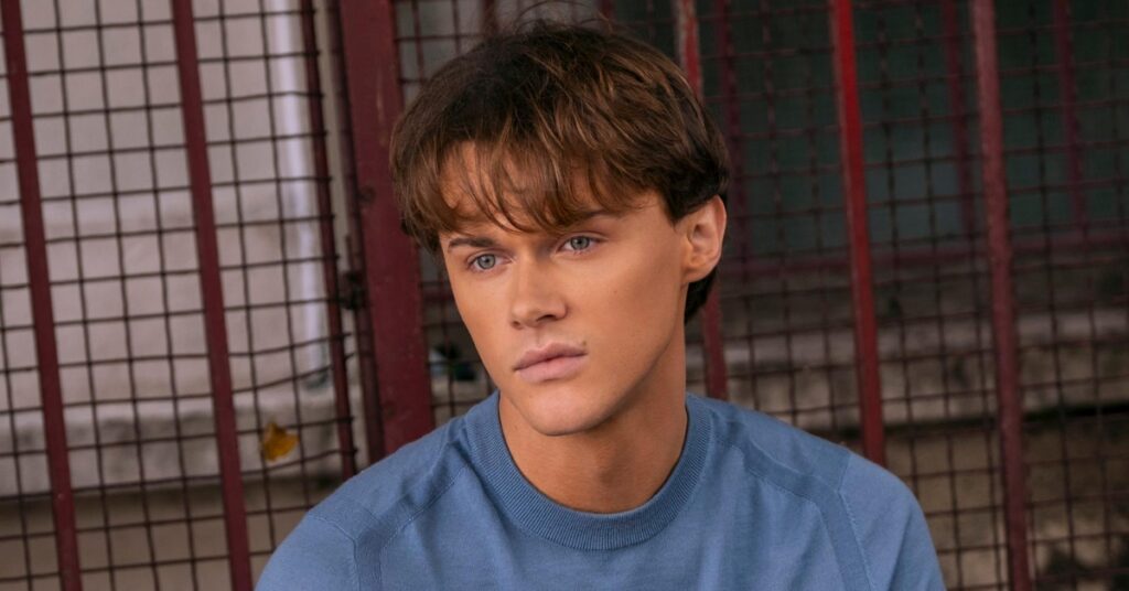 Christopher Briney Net Worth