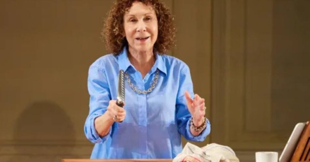 Rhea Perlman Height